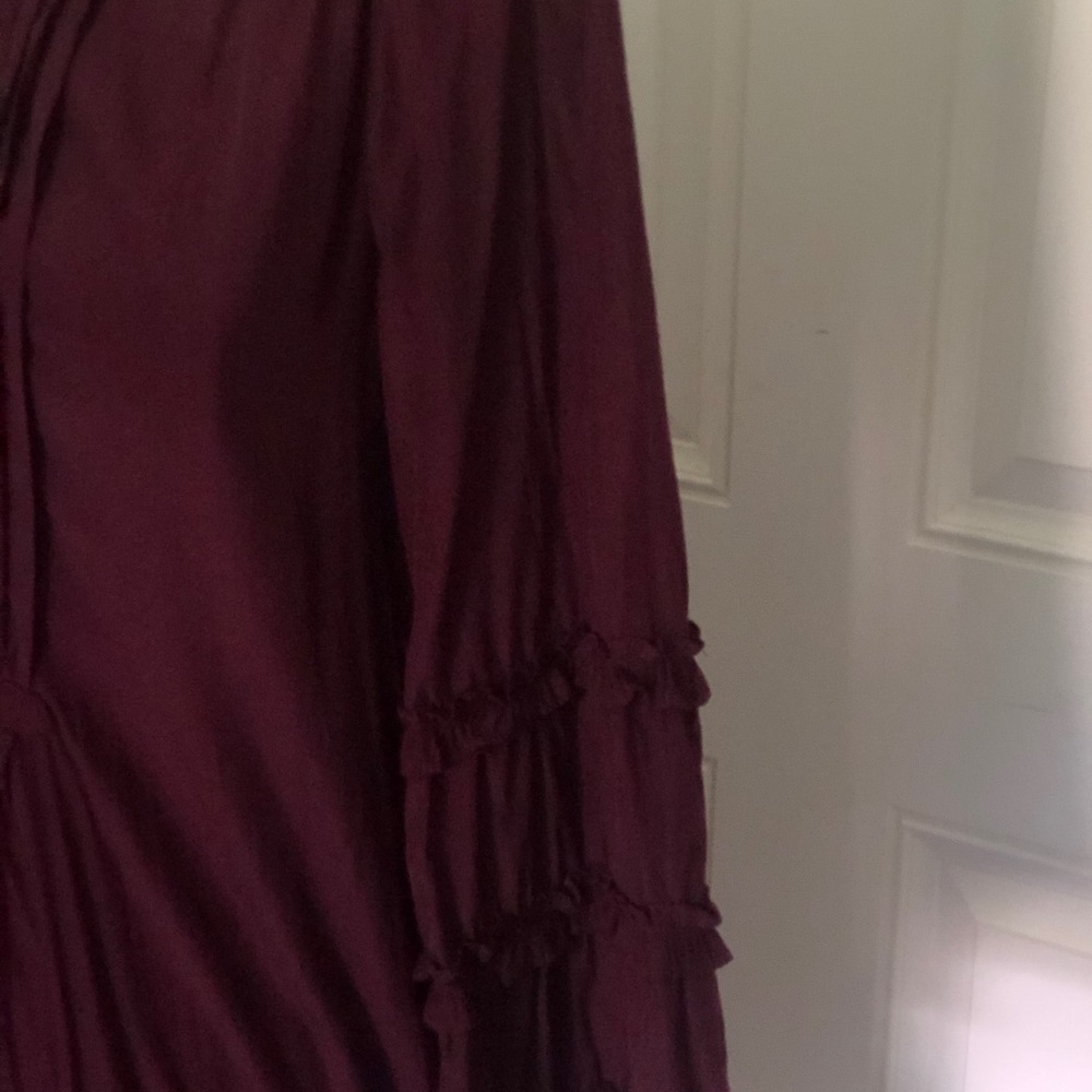 Max Studio Dress - Picture 2 of 8